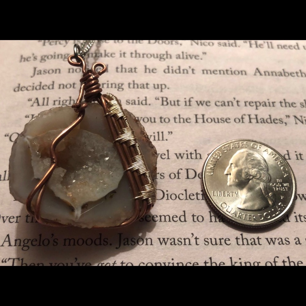 *HANDMADE* Unique Oco Geode Necklace and Pendant